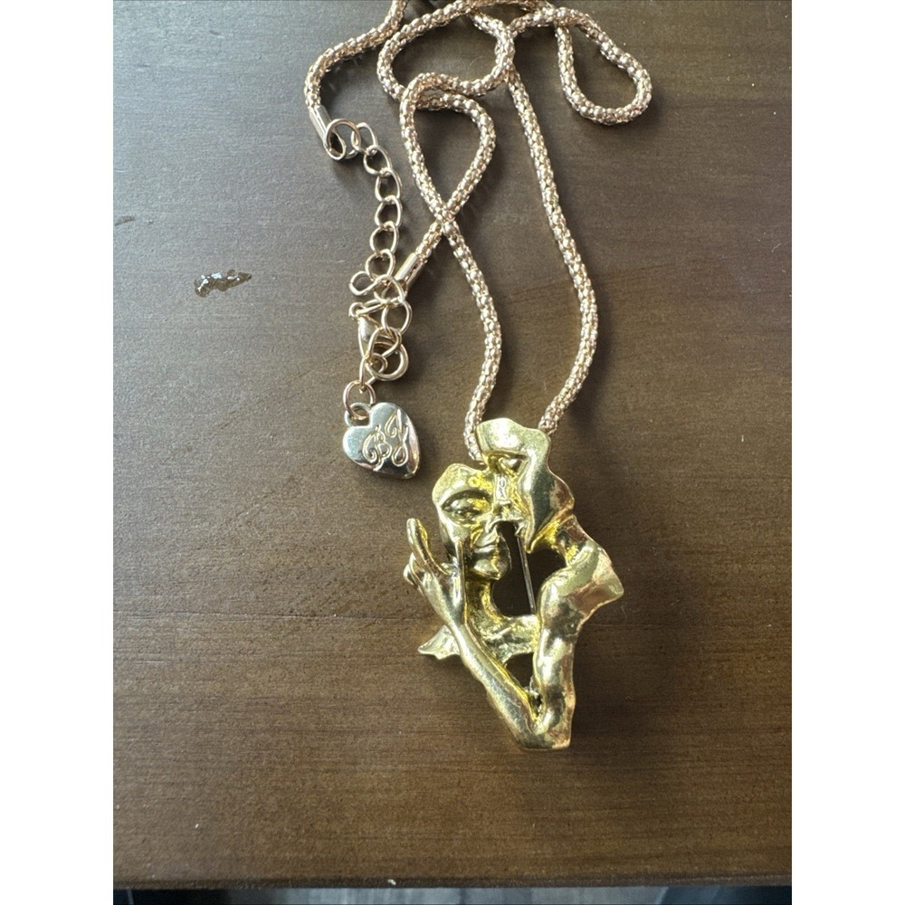 Betsey Johnson Lovers Brooch Pendant Necklace Man & Woman Gold Tone With Chain